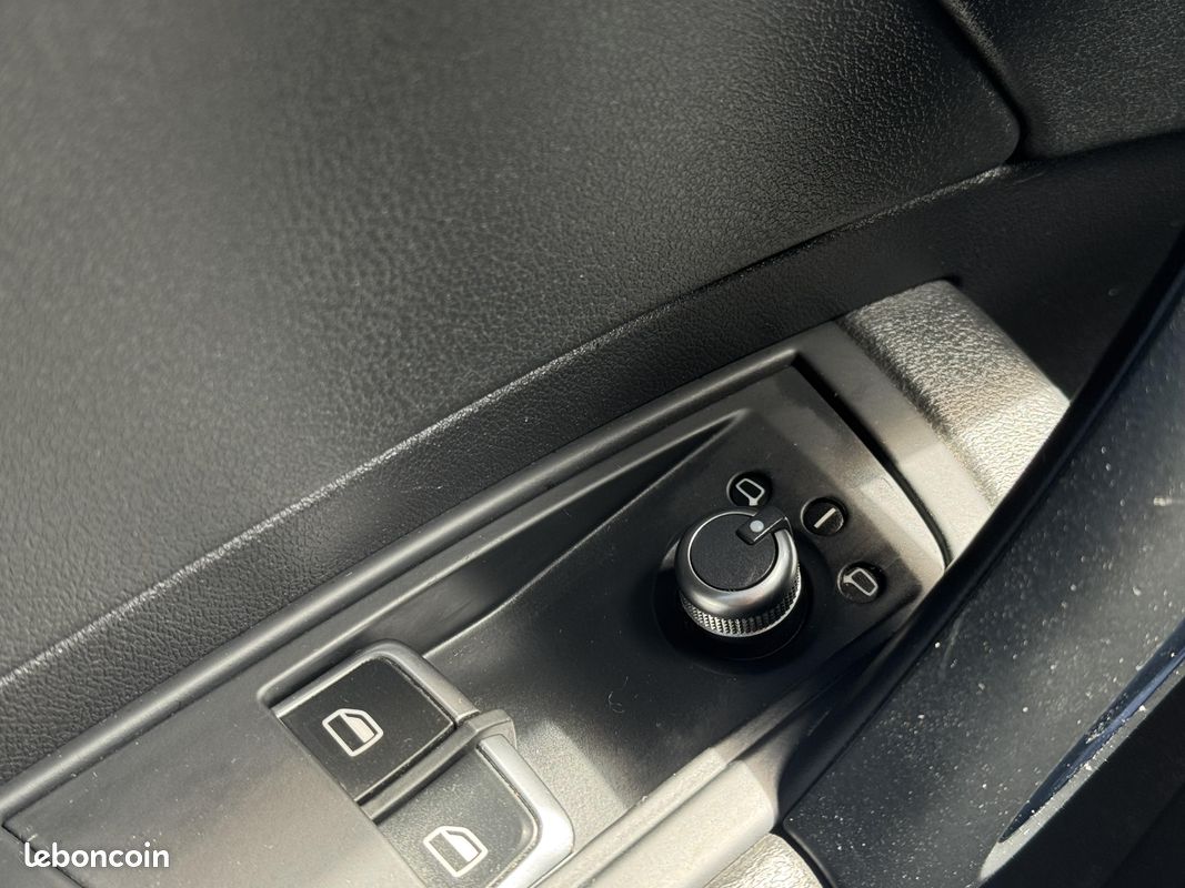 AUDI A1 1.0 TFSI ultra 95 Ambiente (image 8)