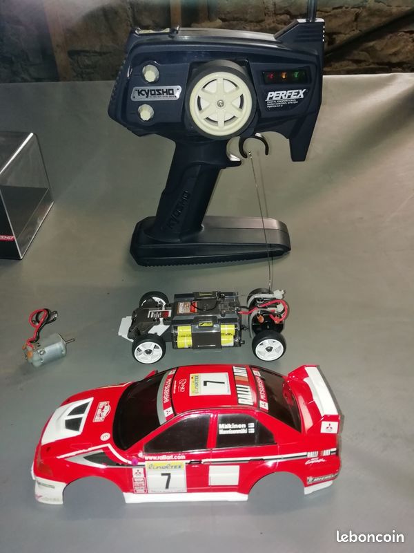 Kyosho Mini Z Mitsubishi Lancer Evo VI – Échelle 1/28 – Occasion Sans Télécommande