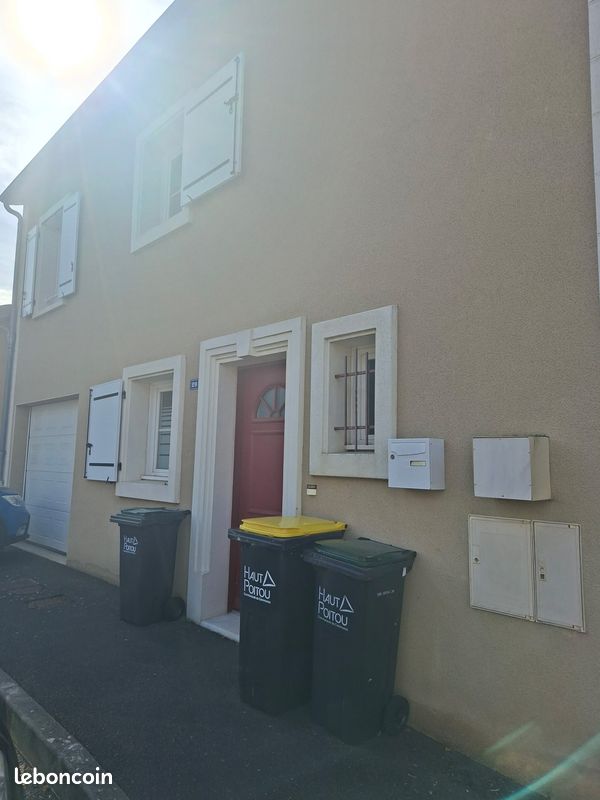 Maison 4 pièces 81 m² · à Neuville-de-Poitou · 81 m² · 800 €/mois