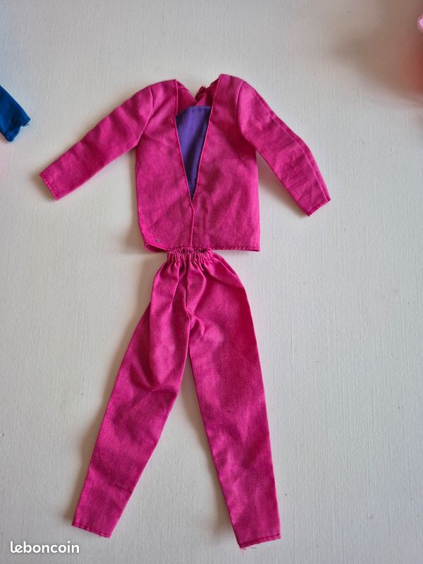 Lot vêtement vintage pour poupée Barbie (image 6)