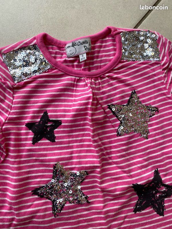 Lot de 2 tee-shirts fille taille 4 ans (image 3)