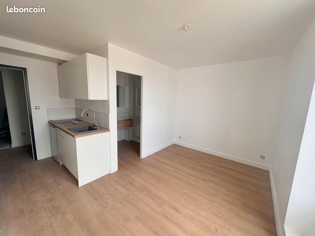 Maison 1 pièce 16 m² · à Brest · 16 m² · 460 €/mois