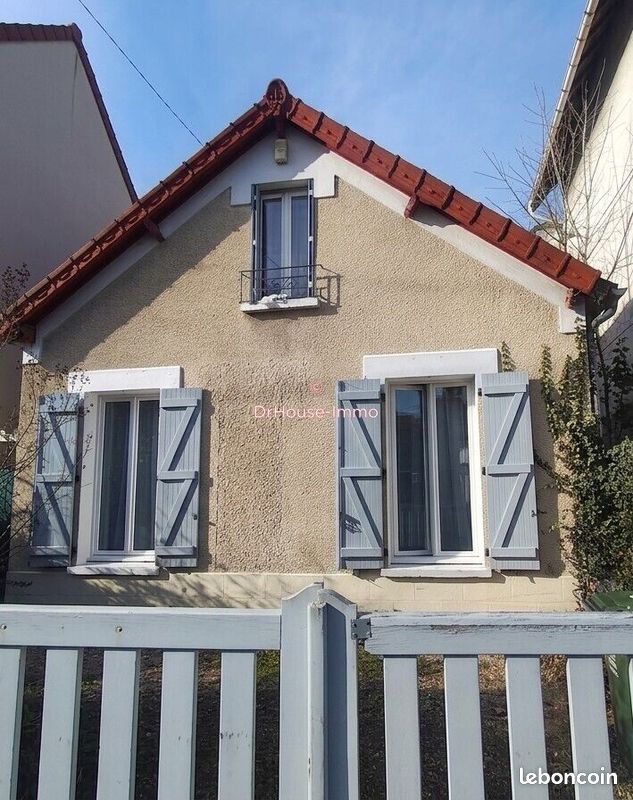 Maison 4 pièces 131 m² · à Le Blanc-Mesnil · 131 m² · 320 000 €
