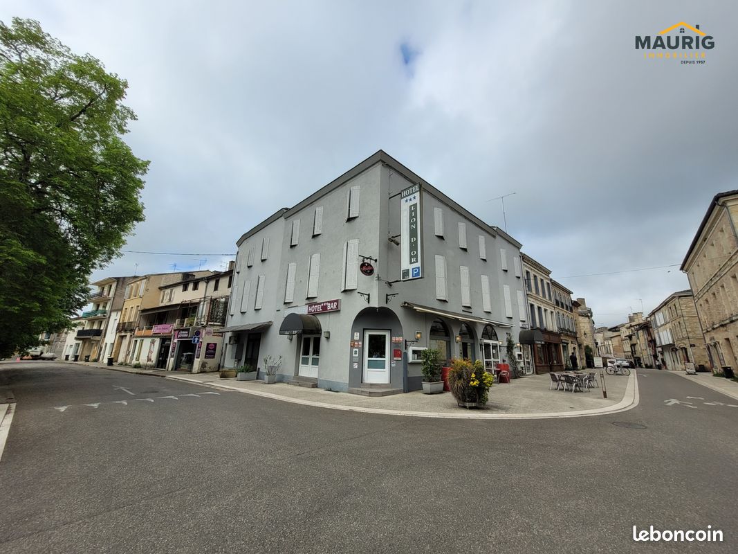 Immeuble 1000 m² · à Marmande · 1 000 m² · 682 500 €