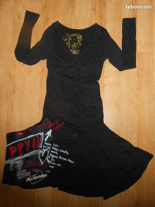 Robe DESIGUAL taille XS ou 34 (image 1)