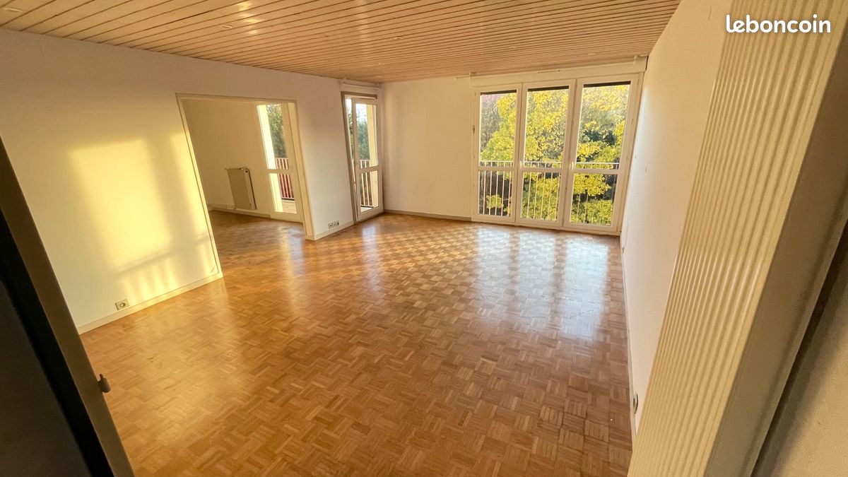 Appartement 4 pièces 83 m² · à La Rochelle · 83 m² · 940 €/mois