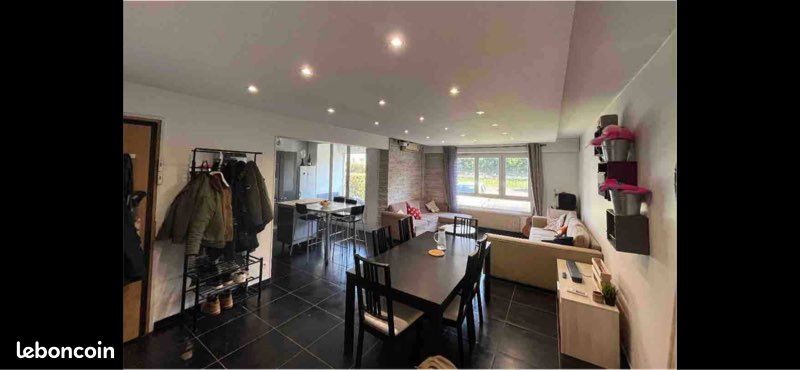 Grand appartement Bron (image 2)