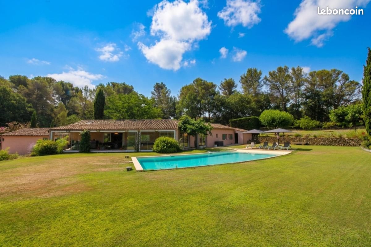 Maison 7 pièces 260 m² · à Peynier · 260 m² · 1 350 000 €