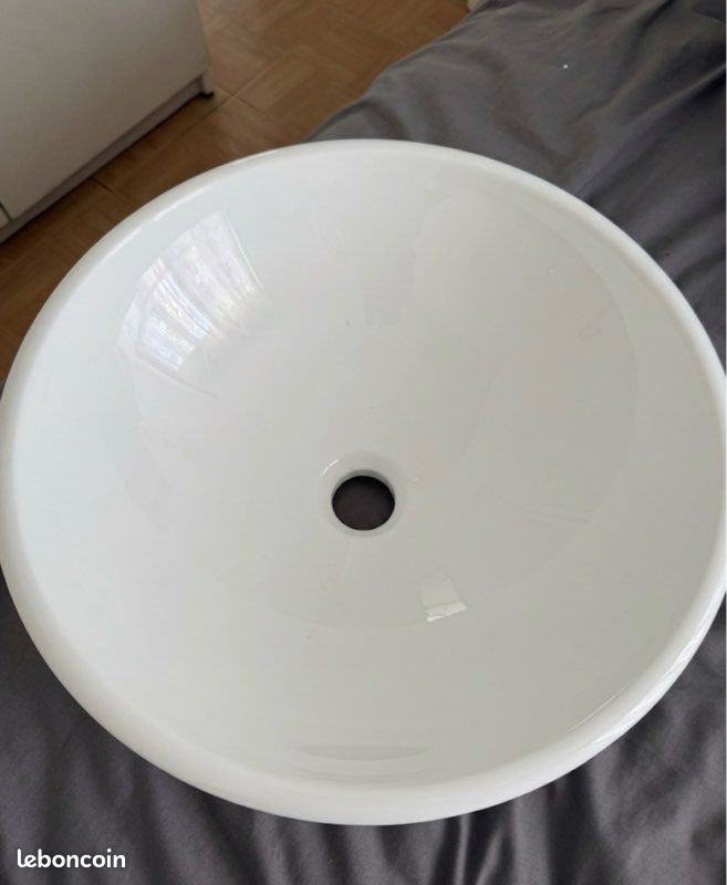 Vasque en verre blanc opalin - NEUF (image 1)
