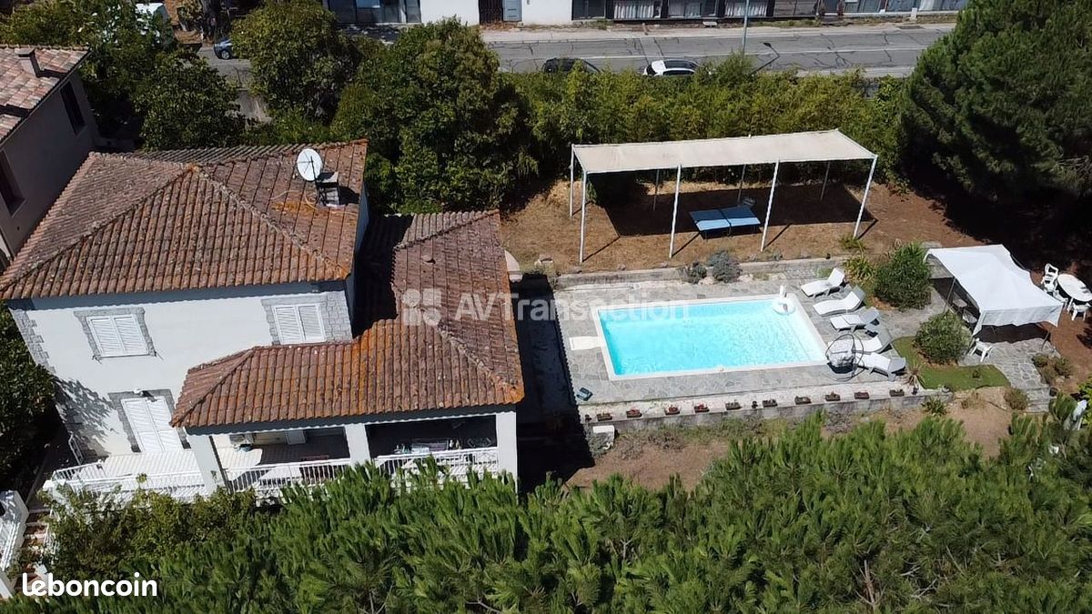 Maison 4 pièces 144 m² · à Ajaccio · 144 m² · 1 098 000 €
