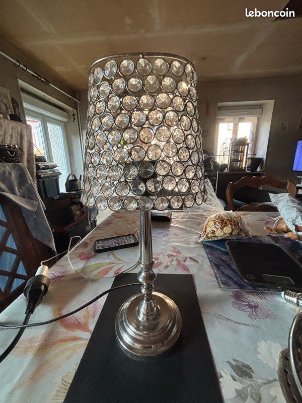 Superbe Lampe de Table Style Cristal – Illuminez votre Intérieur avec Élégance (image 6)