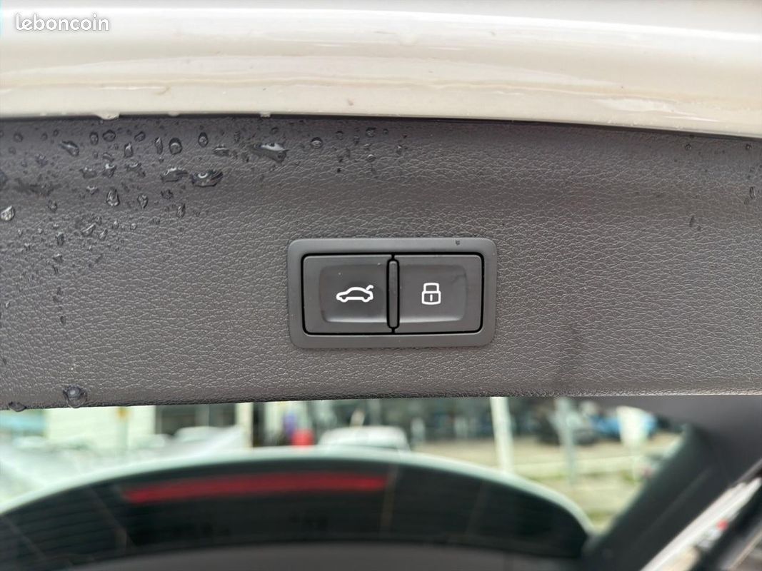 AUDI Q3 35 TDI 150 ch S tronic 7 S line (image 20)