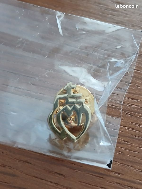 Pin's cœur Vendée (image 1)