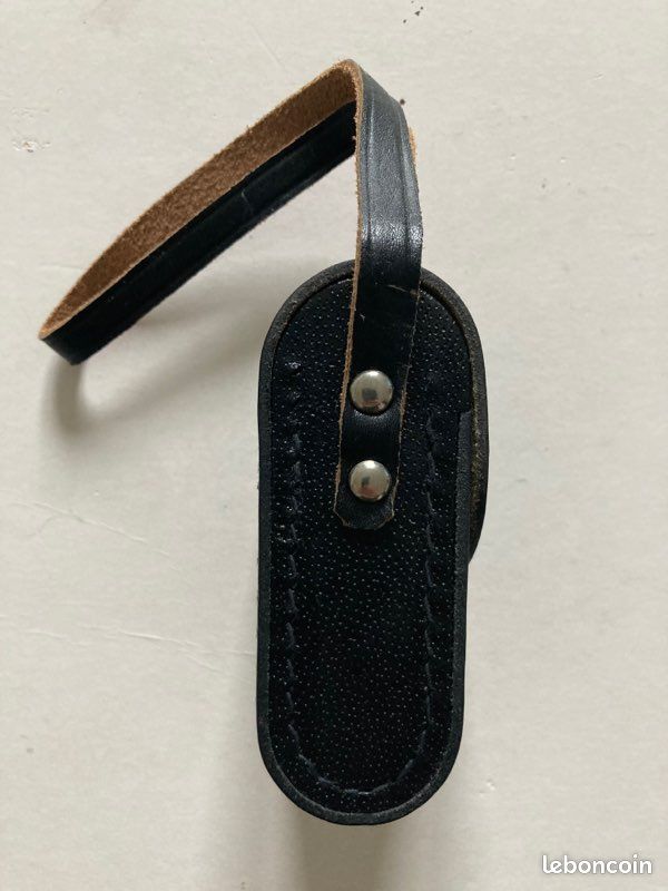 Paire de jumelles de théâtre avec petit manche gainé de cuir - Décoration
