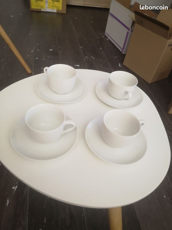Lot de tasses (image 2)