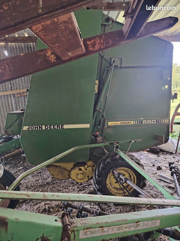 Botteleuse John Deere 550 (image 1)