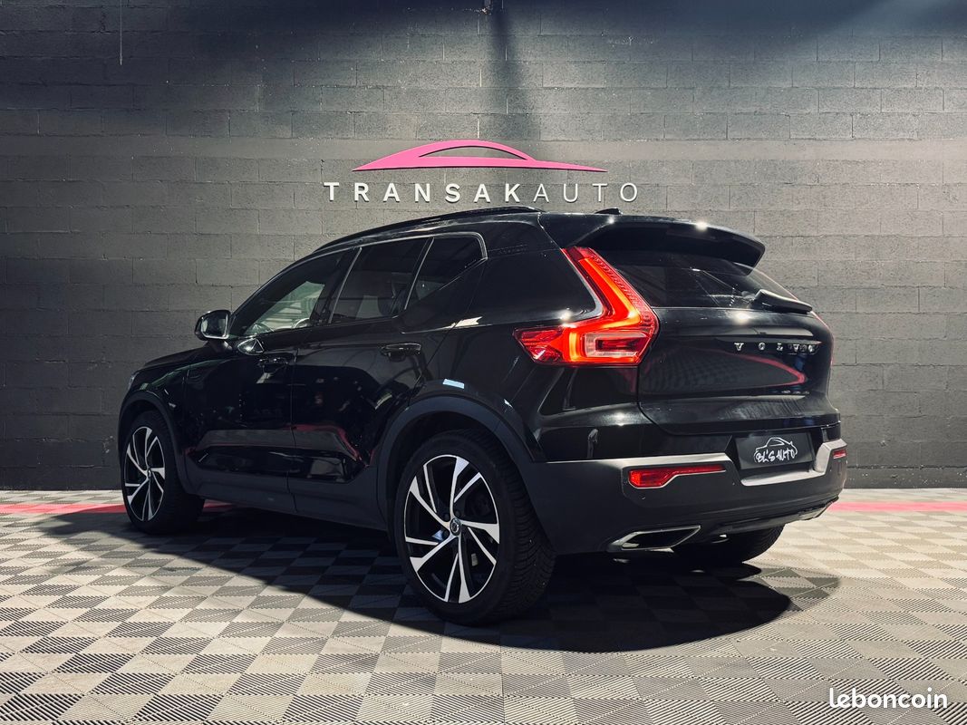 VOLVO XC40 R-Design T5 Recharge 180+82 ch DCT7 (image 3)
