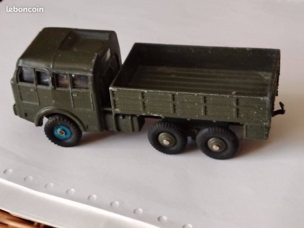 DINKY TOYS Réf 80D Berliet Tous Terrains Militaire ROUE