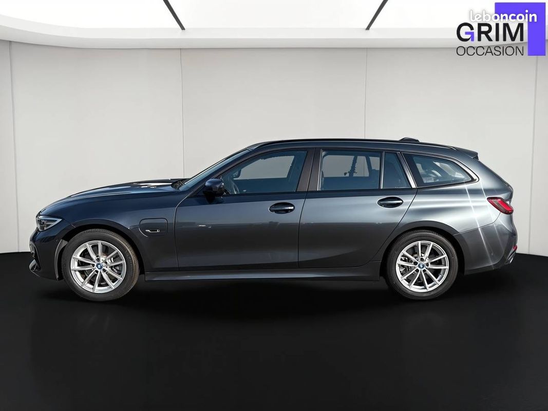 BMW Touring 320e xDrive 204 ch BVA8 Lounge (image 20)