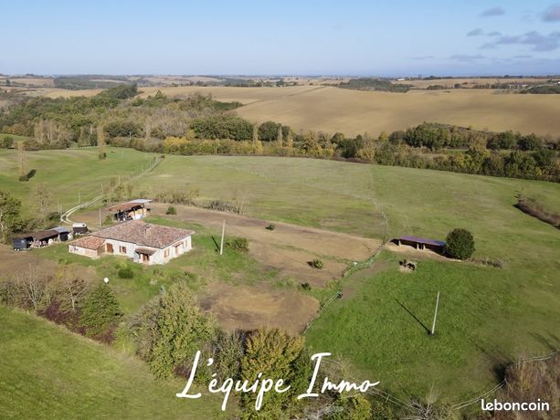 Propriété 4 pièces 182 m²