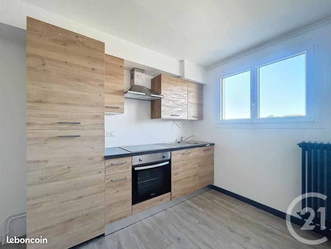 Appartement 3 pièces 75 m² · à Varennes-sur-Allier · 75 m² · 650 €/mois