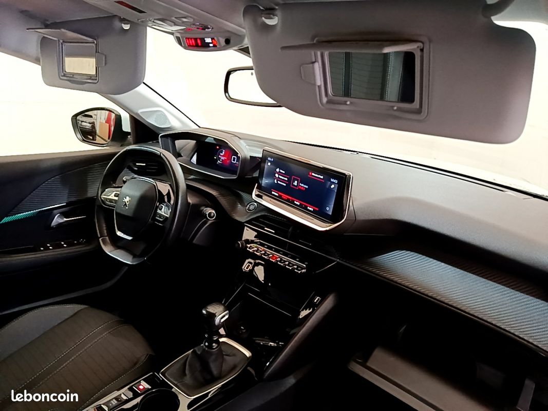 Peugeot 208 (2) PureTech 100 Allure Business (image 32)