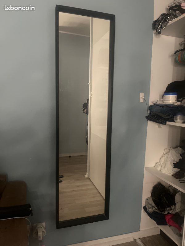 Miroir IKEA noir (image 1)