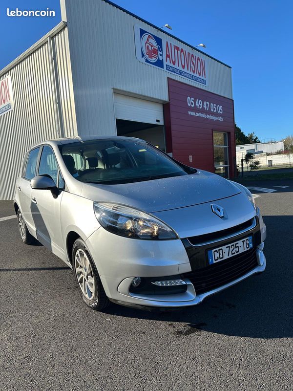 RENAULT Scénic 202000KM DIESEL 1.5 dCi 110CV (image 8)