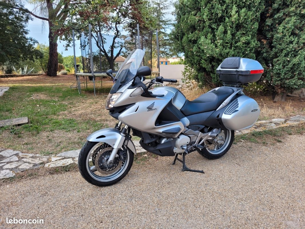 Honda Deauville 700 Usata Honda Deauville 700 Moto E Scooter In