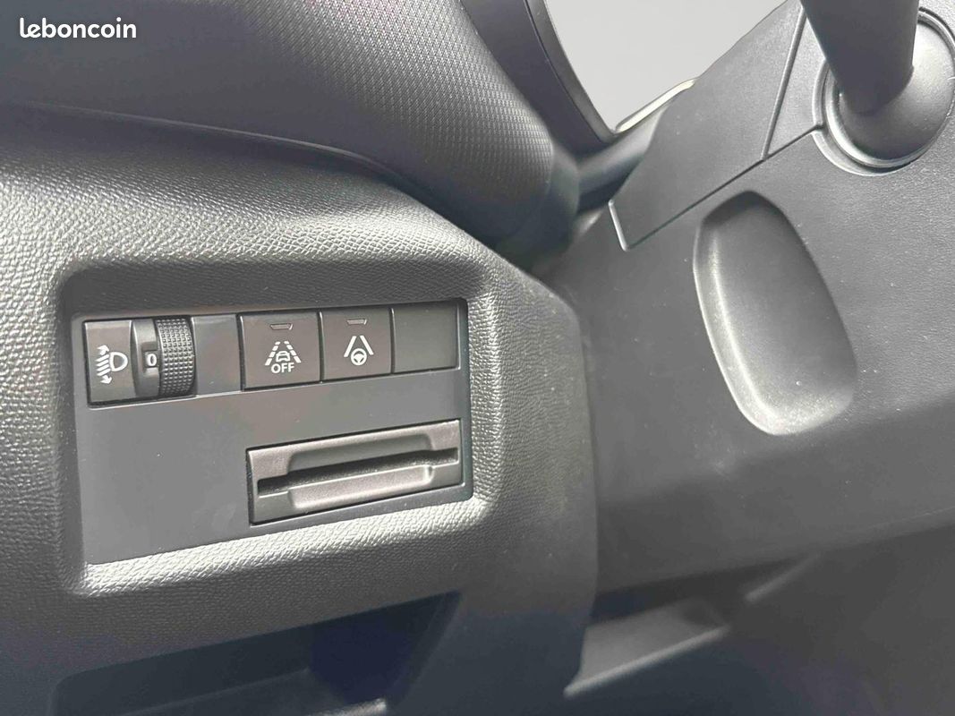 Citroen C5 Aircross 1.5 BlueHDi 130ch MAX boite automatique (image 23)