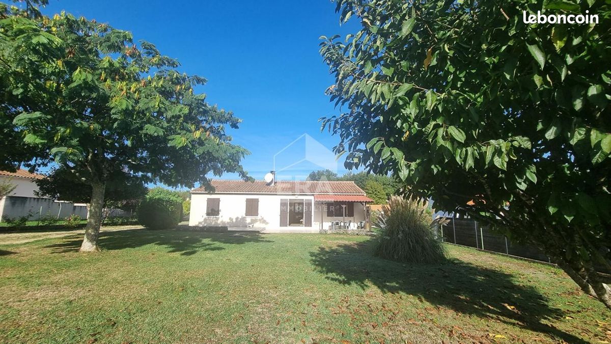 Maison 5 pièces 109 m² · à Écoyeux · 109 m² · 170 400 €