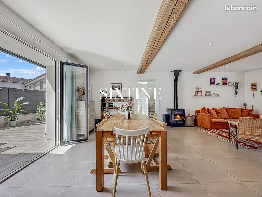 Maison 7 pièces 166 m² · à Rillieux-la-Pape · 166 m² · 2 144 €/mois