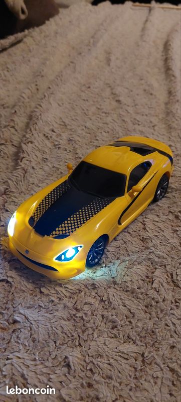 Voiture son et lumière (image 2)