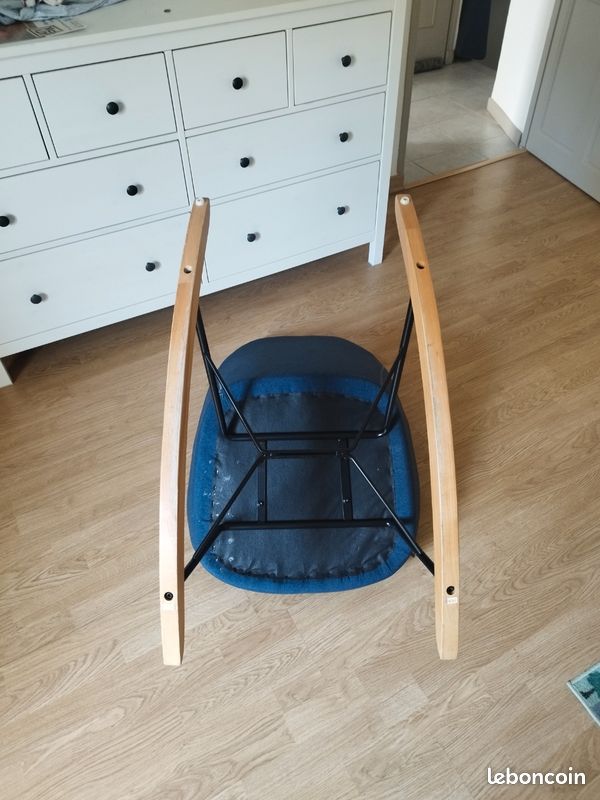 Rocking chair / Fauteuil basculant scandinave tissu bleu (image 3)