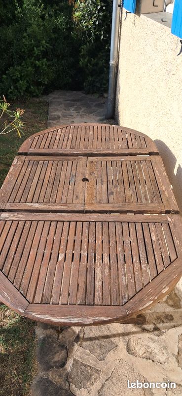 Table de jardin à renover (image 2)