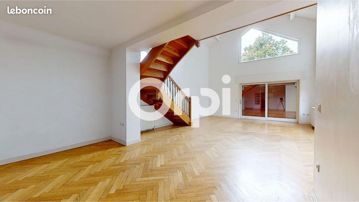 Maison a louer bron - 5 pièce(s) - 169 m2 - Surfyn