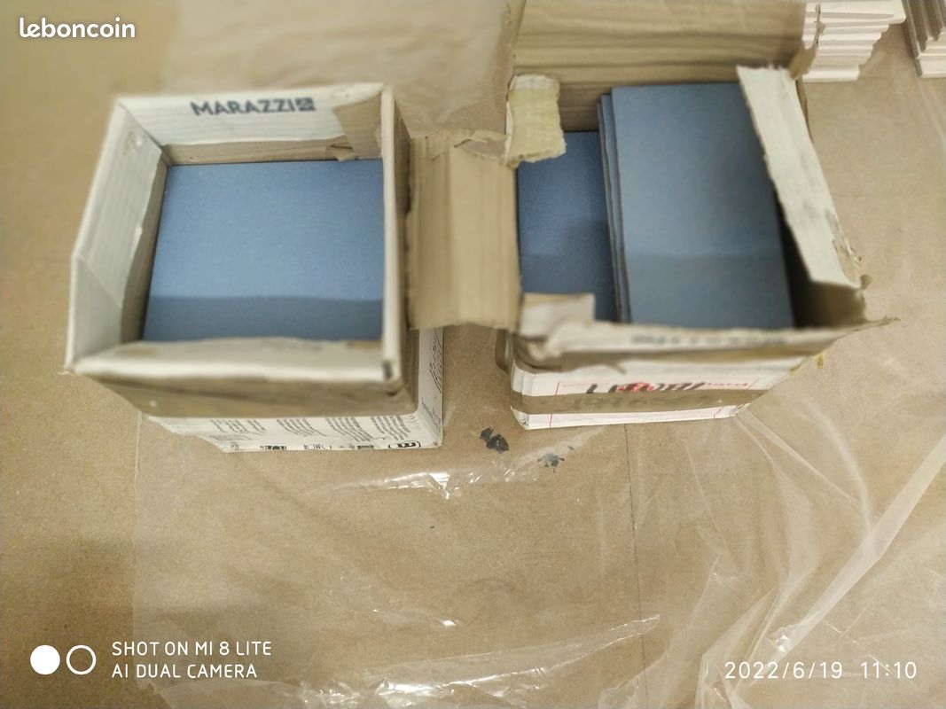 Carrelage fond douche Marazzi bleu 20x20 cm (image 1)