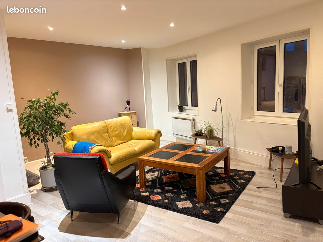 Appartement 2 pièces 60 m² · à Mirecourt · 60 m² · 453 €