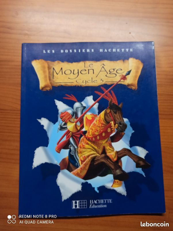 Livre Le Moyen Âge (image 1)