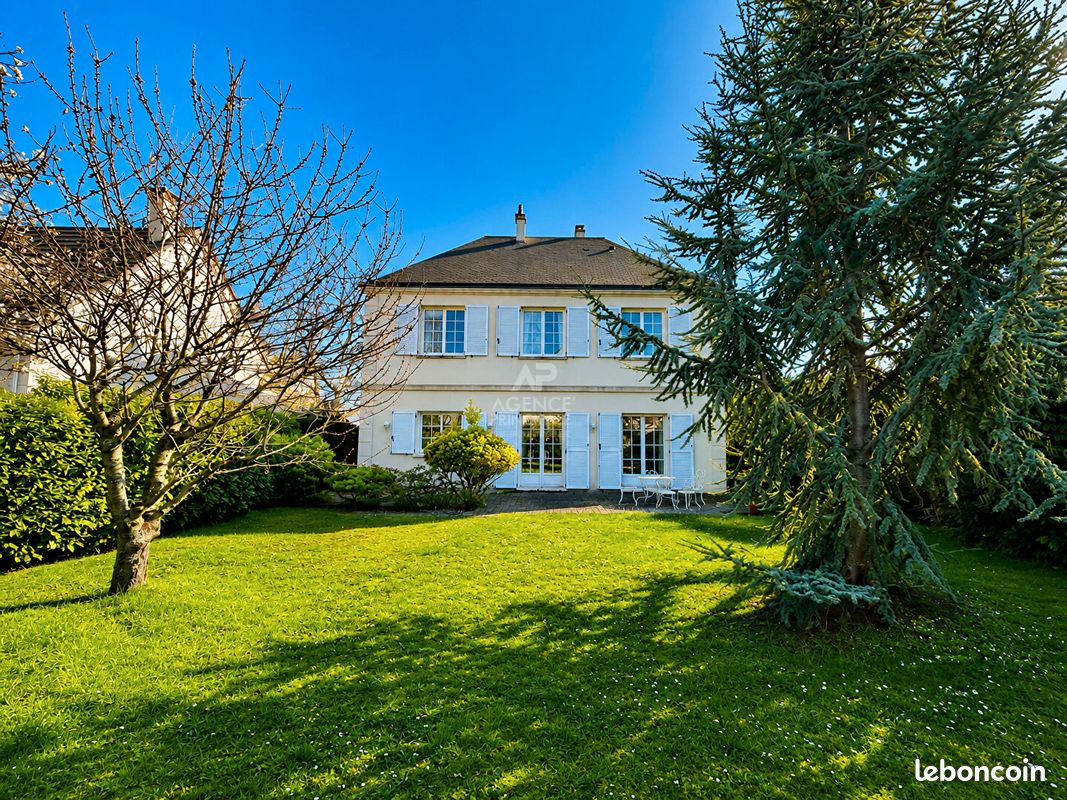 Maison 7 pièces 177 m² · à Conflans-Sainte-Honorine · 177 m² · 640 000 €