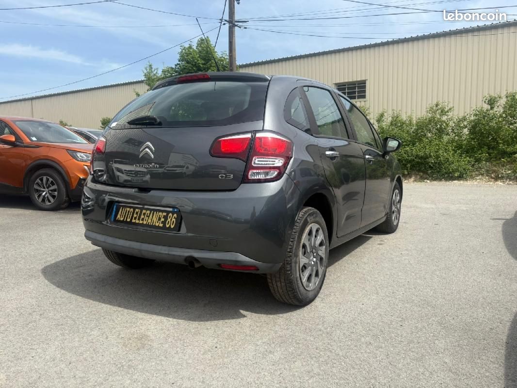 Citroën C3 PureTech 82 Attraction (image 4)