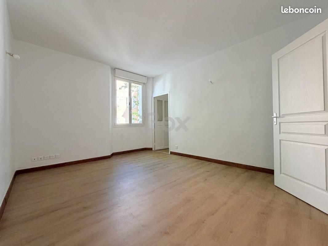 Appartement 2 pièces 44 m² · à Cuers · 44 m² · 595 €/mois