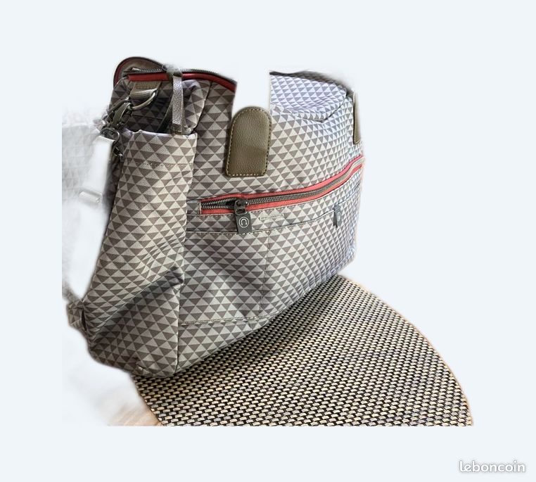 Sac à langer (image 1)