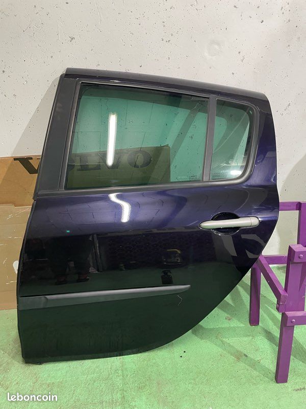 Porte ARG clio3 (image 1)