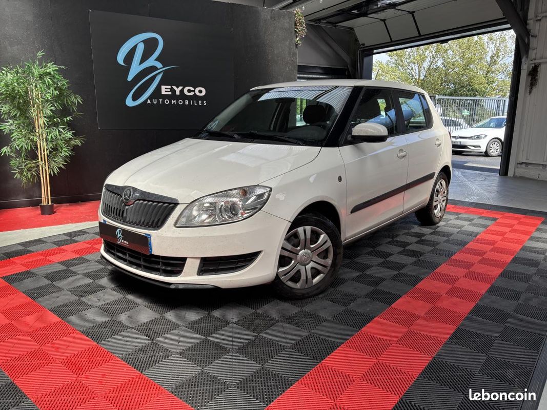 SKODA FABIA 1.6 TDi 75 CH ACTIVE (image 1)