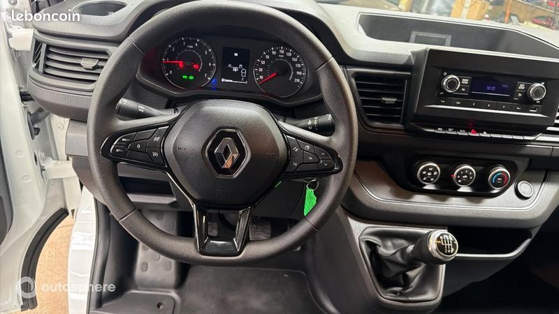 Renault Trafic Véhicule utilitaire ou Société L1H1 3T 2.0 Blue dCi 130ch Confort (image 11)