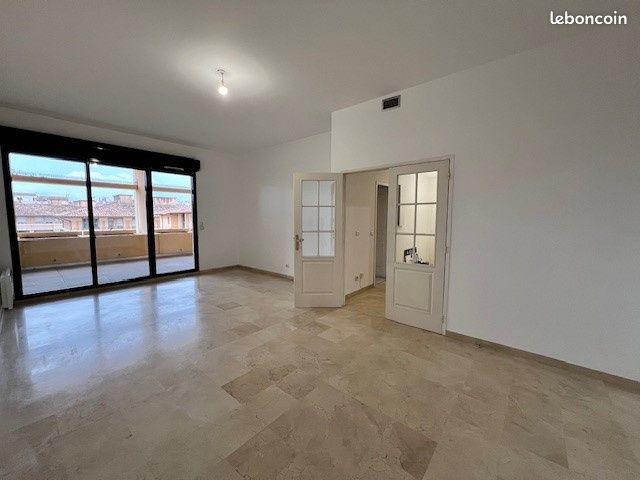 Appartement 3 pièces 84 m² · à Aix-en-Provence · 84 m² · 2 061 €/mois
