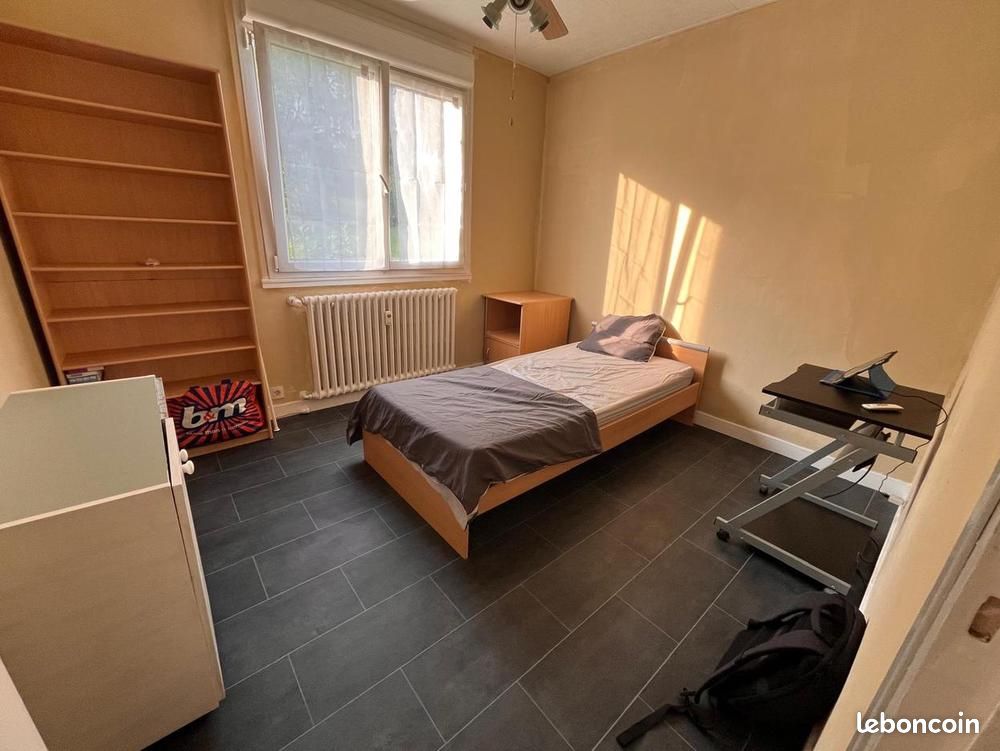 Appartement 1 pièce 23 m² · à Oullins-Pierre-Bénite · 23 m² · 600 €