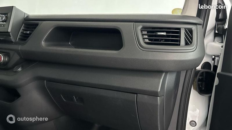 Renault Trafic Véhicule utilitaire ou Société L1H1 3T 2.0 Blue dCi 130ch Confort E6E (image 30)