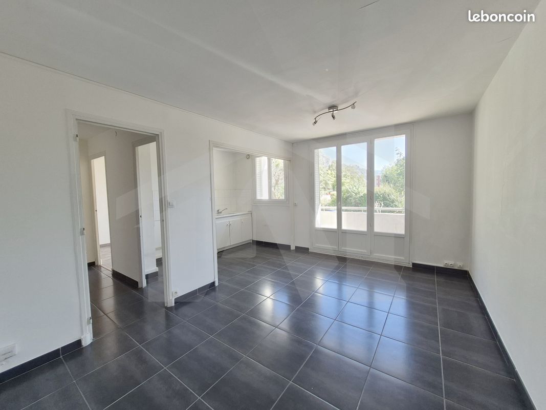 Appartement 2 pièces 38 m² · à Saint-Martin-le-Vinoux · 38 m² · 78 000 €